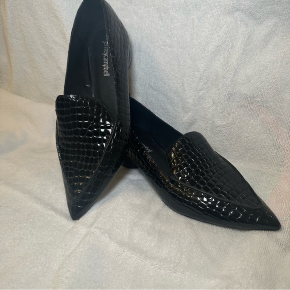 Jeffrey Campbell Black Croc-Embossed Pointed Toe Loafer Flats - Picture 3 of 5
